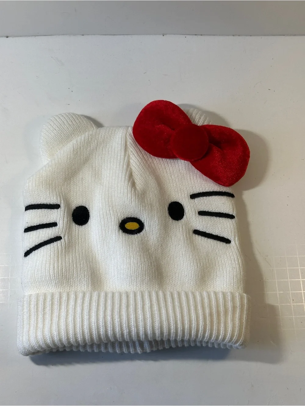 Hello Kitty Sanrio White Knit Beanie Red Bow Cat Ears OSFM